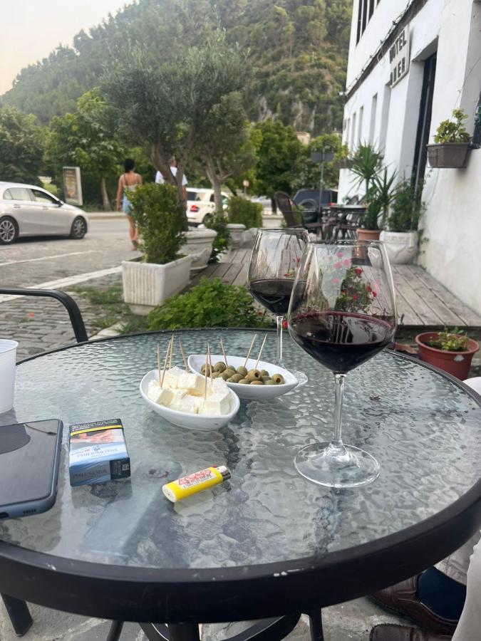 Hotel Omer Berat Habitación foto